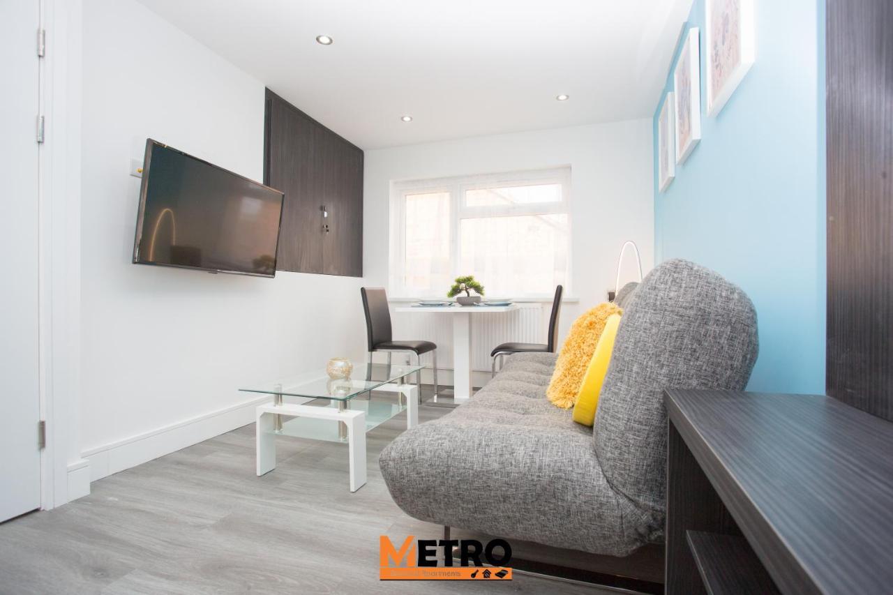 Legoland Heathrow Windsor Apartment Hotel Slough Ngoại thất bức ảnh