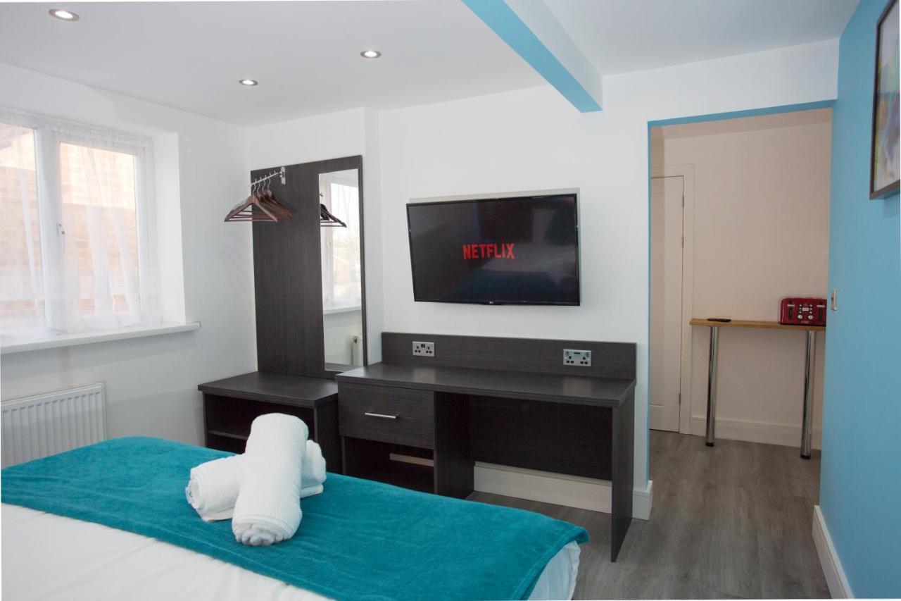 Legoland Heathrow Windsor Apartment Hotel Slough Ngoại thất bức ảnh